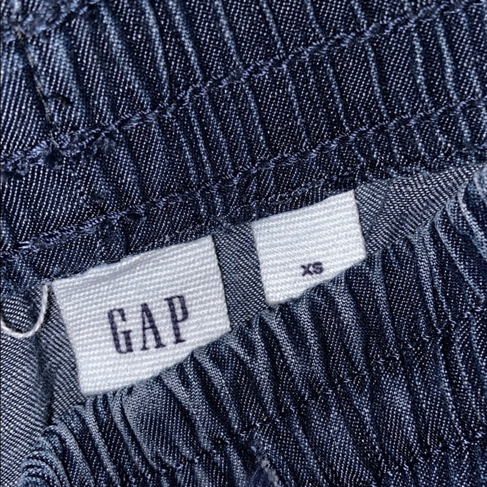 SOLD GAP | seamed light indigo jogger - Picture 7 of 8